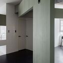 © Yucen Zhao Flat for One / Metrics Architecture Studio - Interior Photography, Table, Chair, Sink